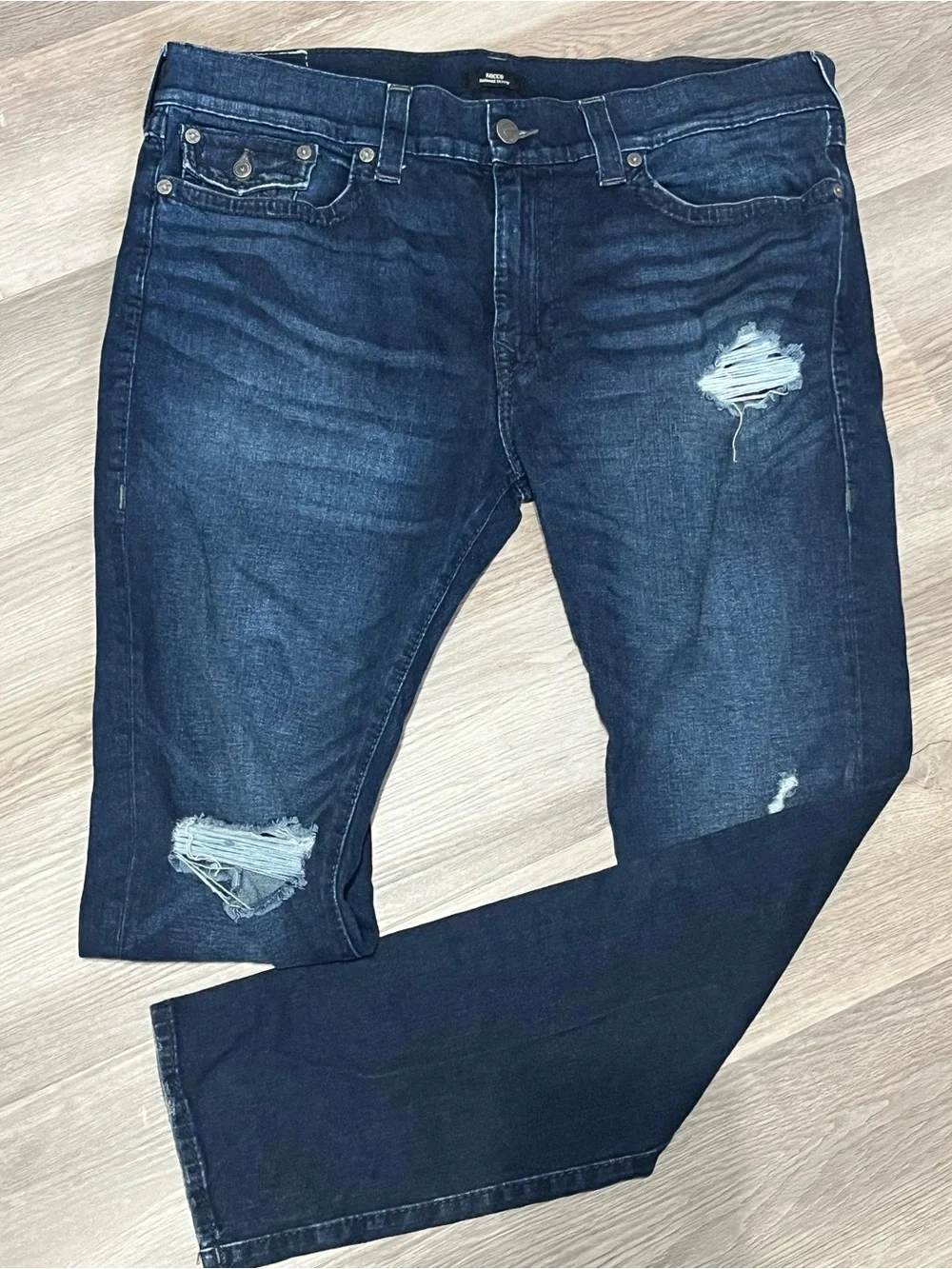True Religion Men's Relaxed Skinny Distressed Blue Denim Jeans Size 40x33